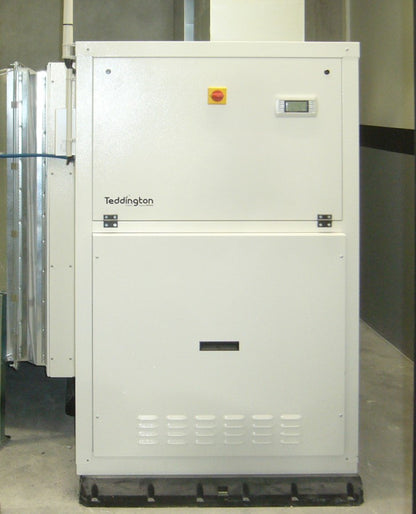 Déshumidificateur d'air gainable piscine  avec Ventilo Centrifuge et Console Graphique SP 1900 VC